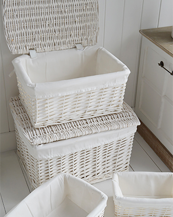 Set of 4 white baskets
