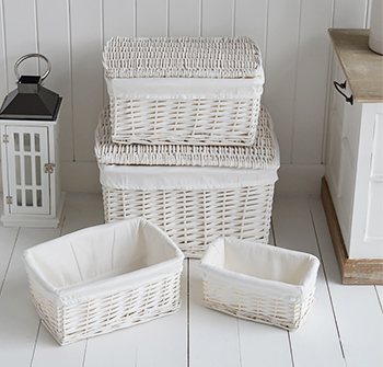 Set of 4 white willow baskets with lining 