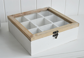 Stprage box with 9 square compartments
