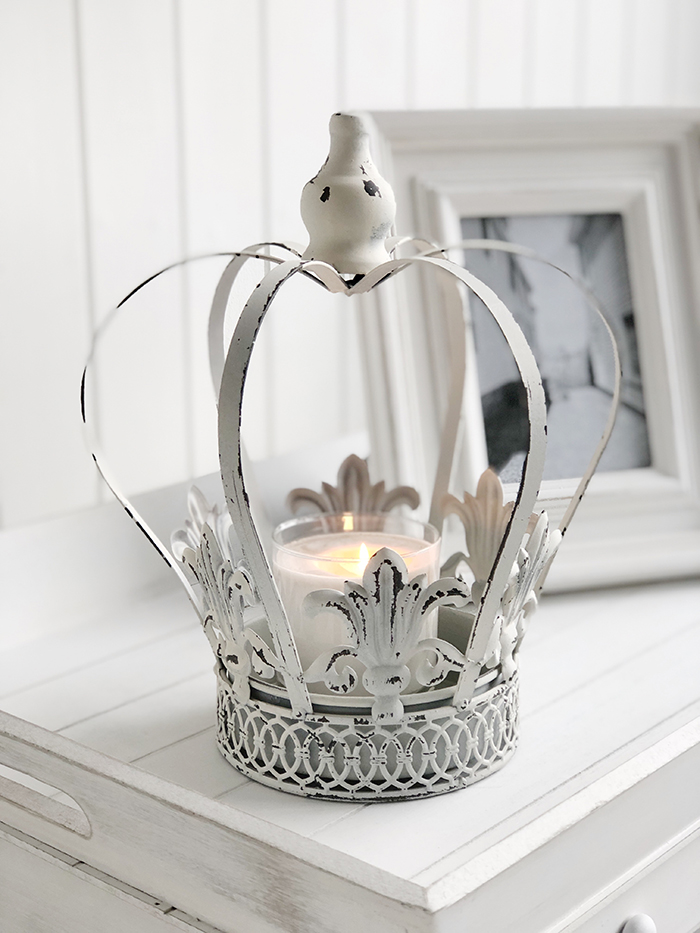 White Crown candle holder - The White Lighthouse Accessories