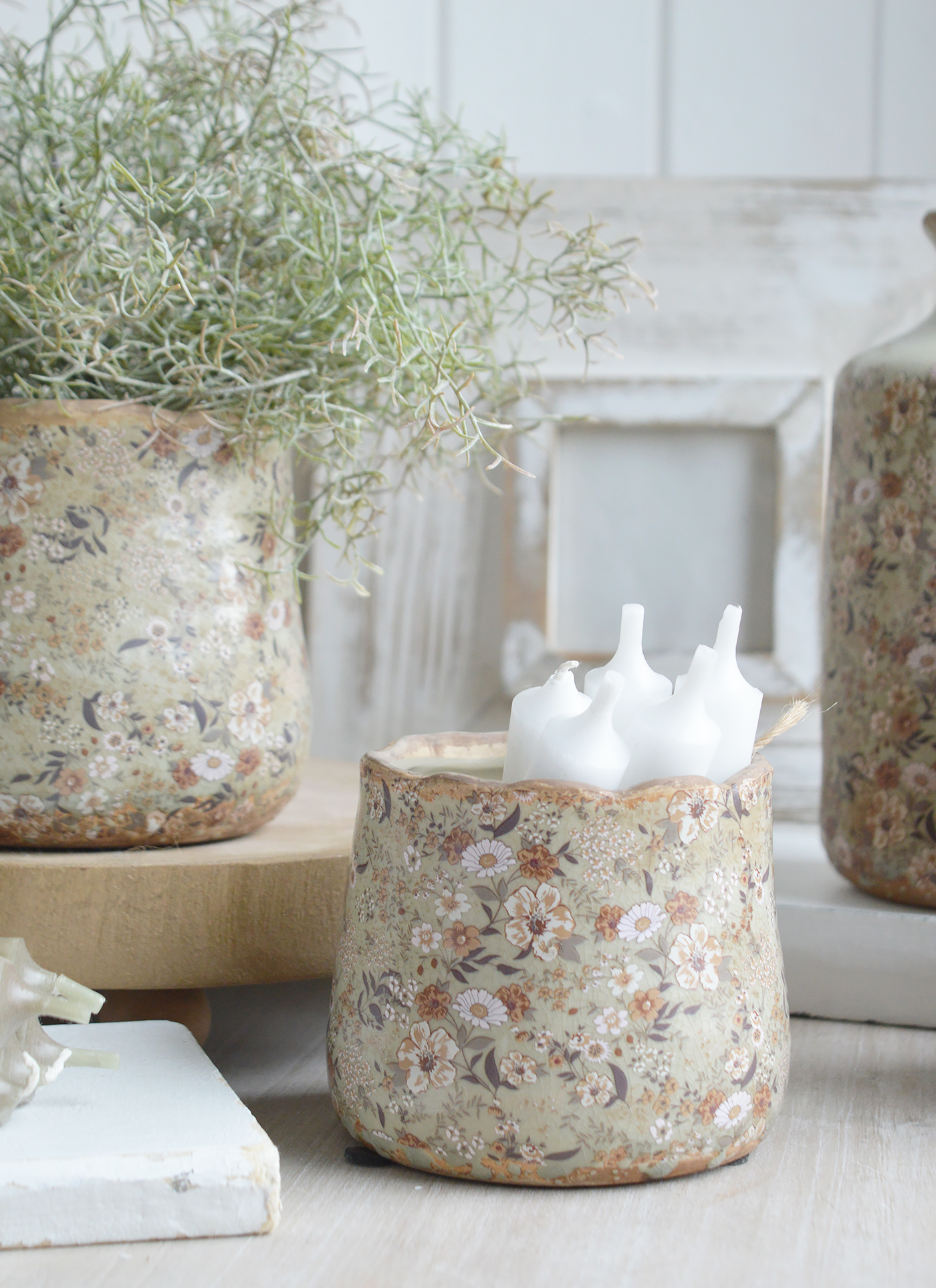 Peperell Vintaged Ceramic Pots for New England, Country and coastal home interior decor and styling - Ceramic Pots in two sizes for styling shelves and tables